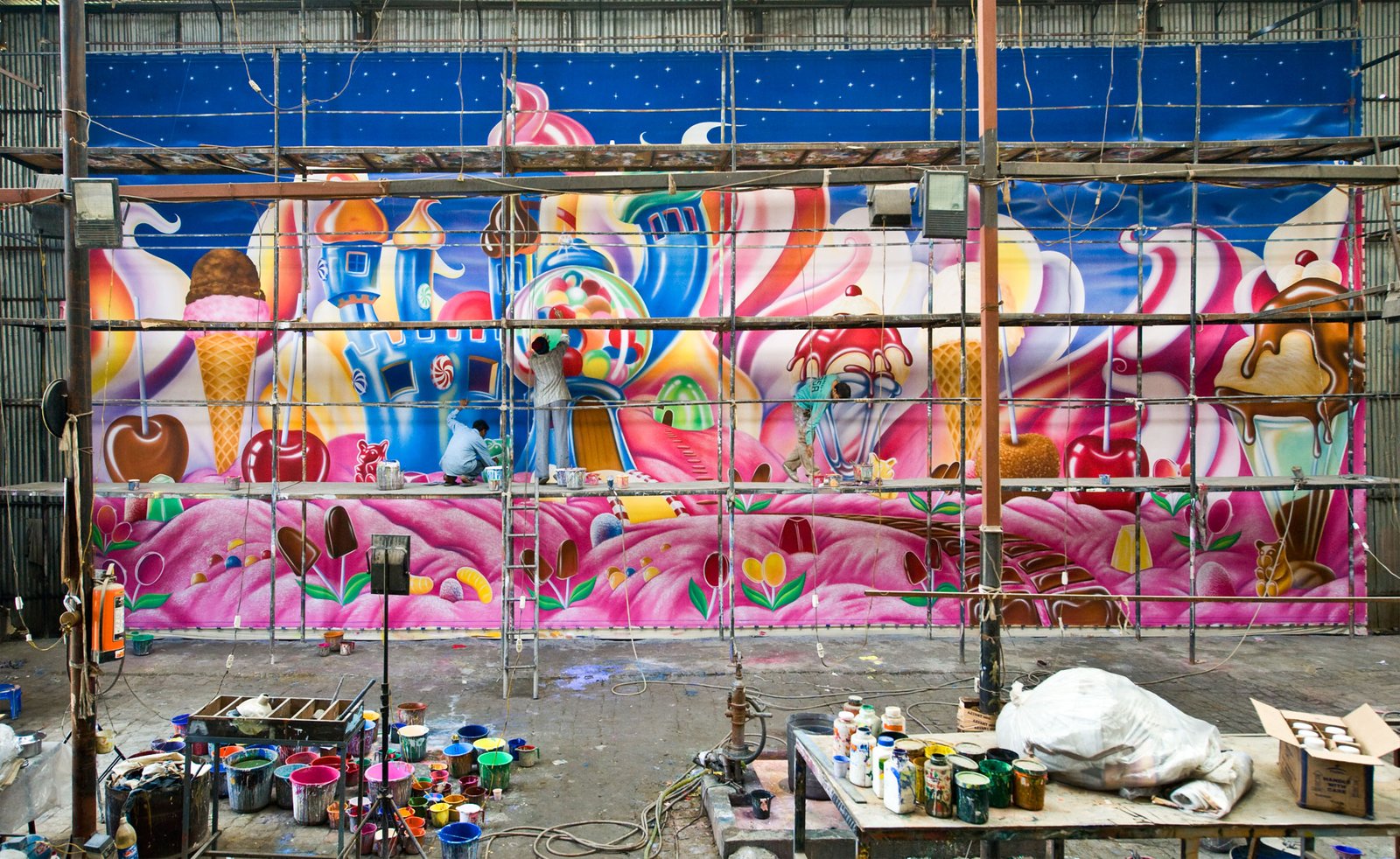 Master Artists Painting Backdrops